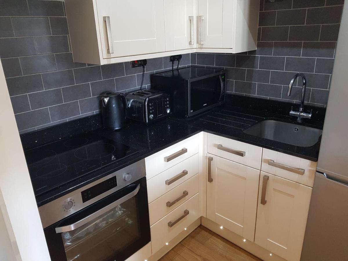Bowness On Windermere, Lovely Apartment For 4 With Parking المظهر الخارجي الصورة