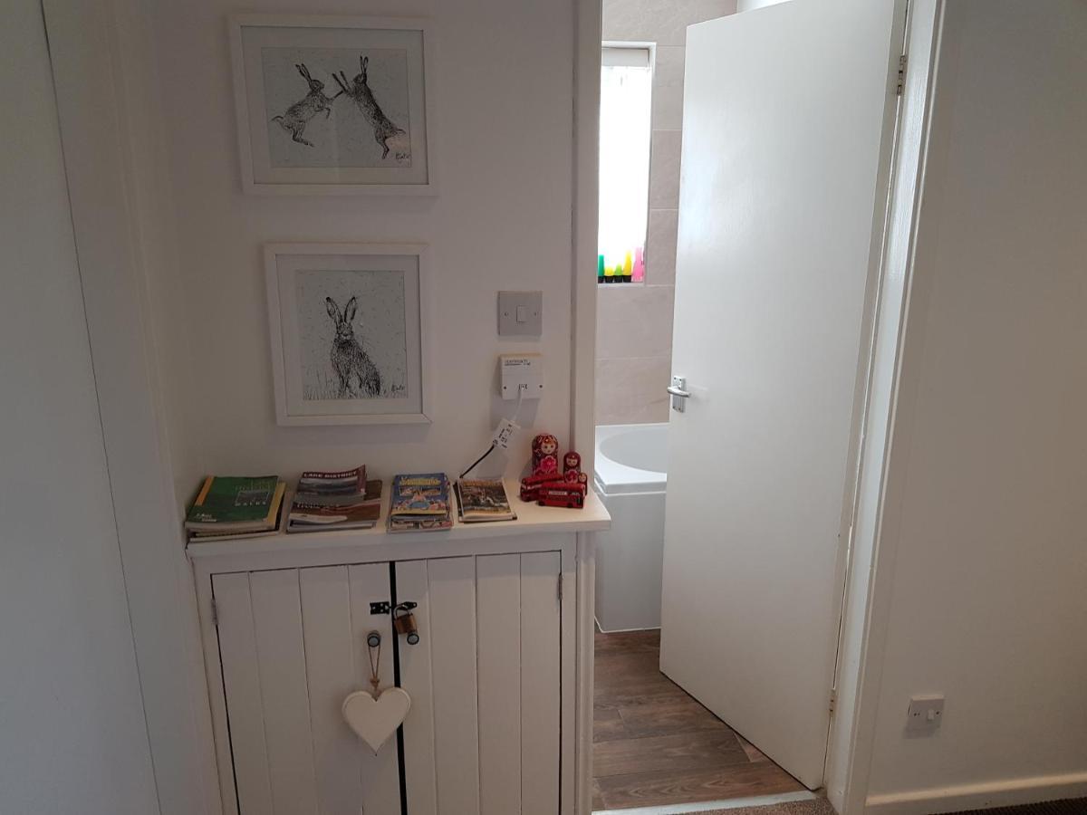 Bowness On Windermere, Lovely Apartment For 4 With Parking المظهر الخارجي الصورة
